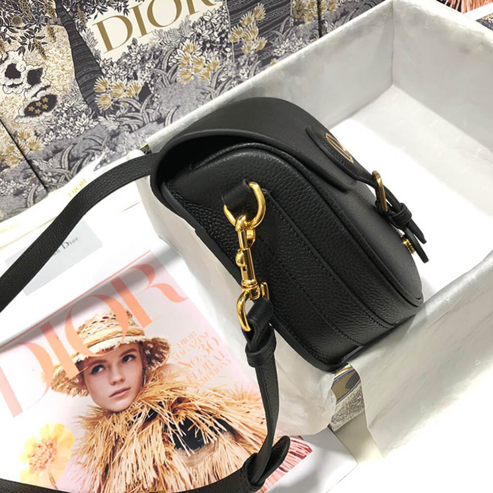 medium D*or bobby bag