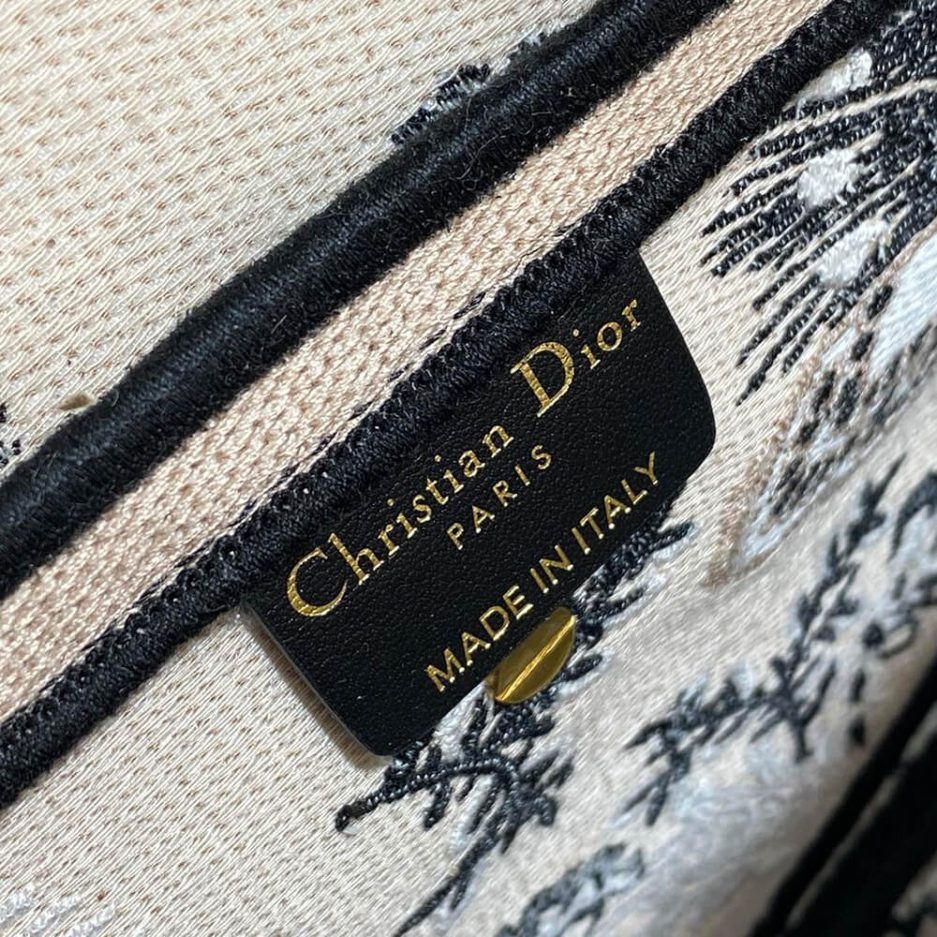 D*or saddle bag