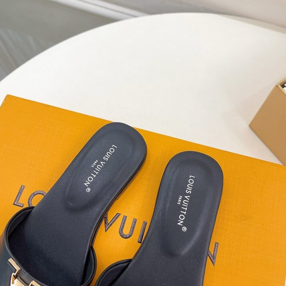 l**is V*t*n lv capri flat mule black