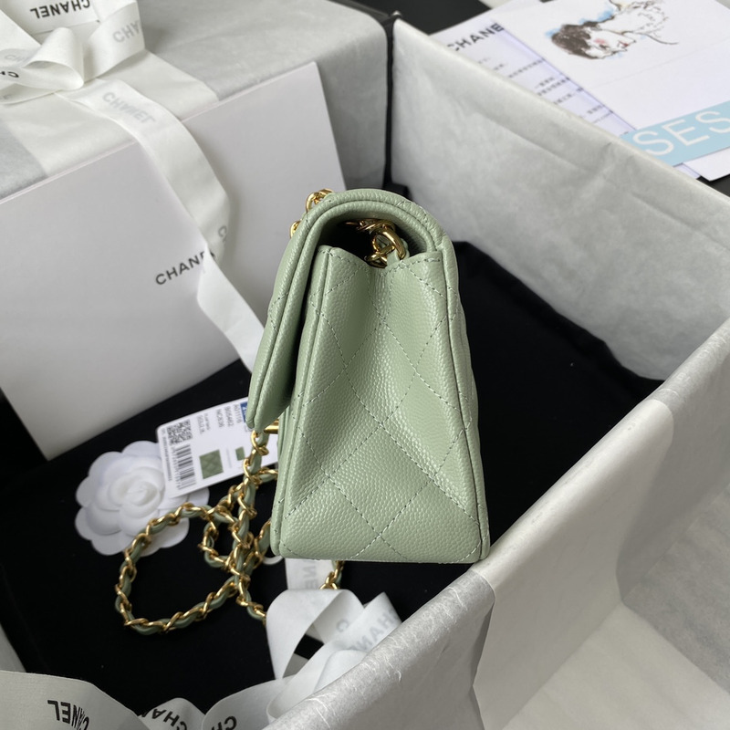 Ch*el classic handbag grained shiny calfskin & gold-tone metal green