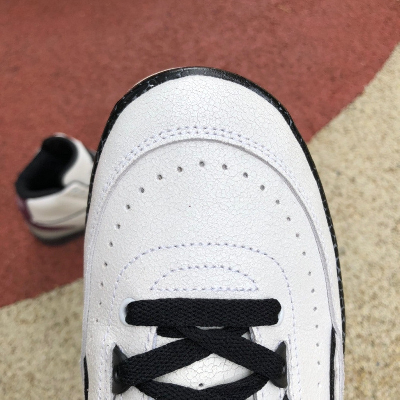 A Ma Maniere x Air Jordan 2 Retro Sneaker Grey/Burgundy