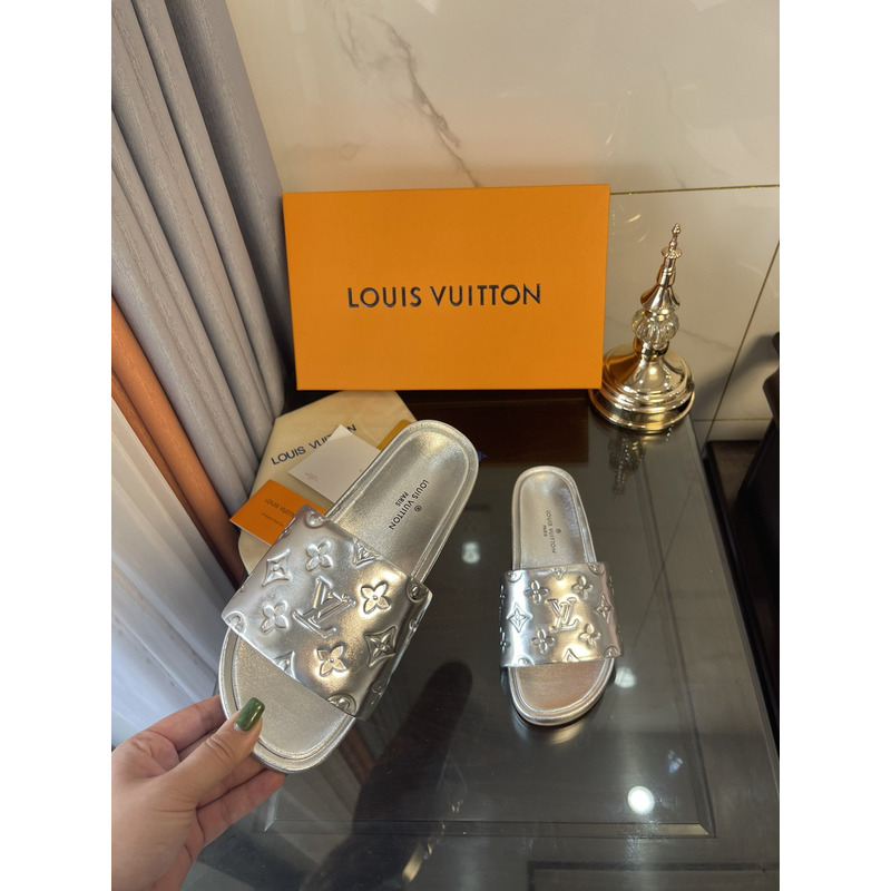LV Jumbo Flatform Mule Silver