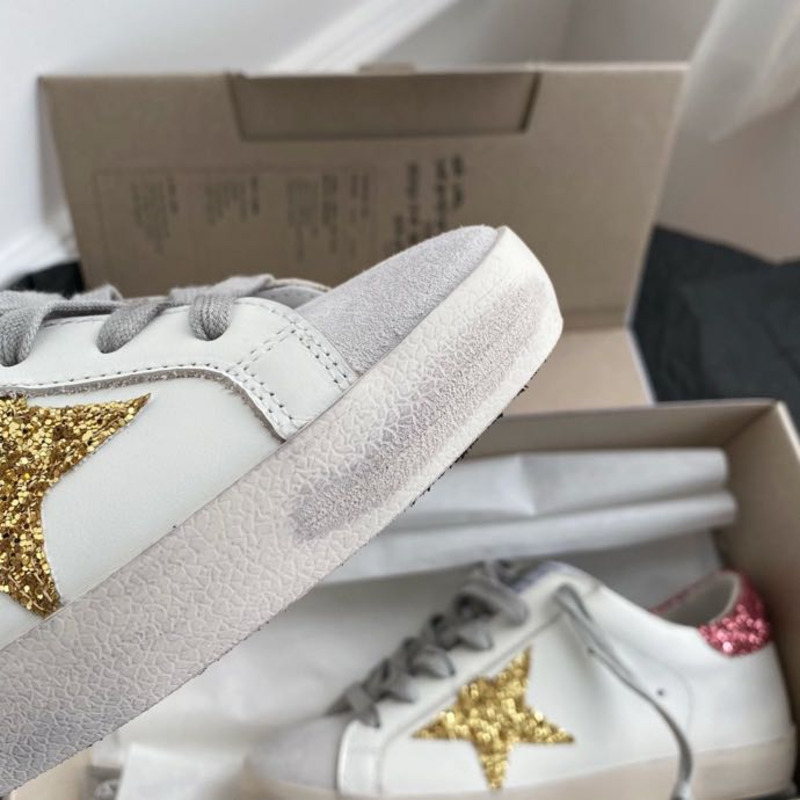 golden goose men’s S*per-star sneakers with gold star