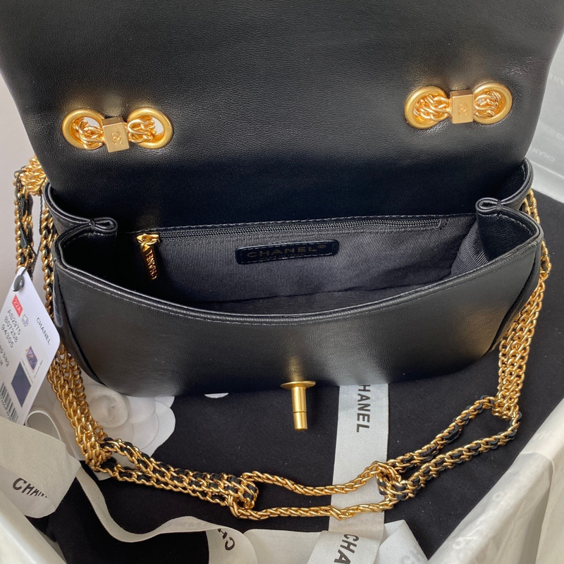 Ch*el small flap bag lambskin aprocit black