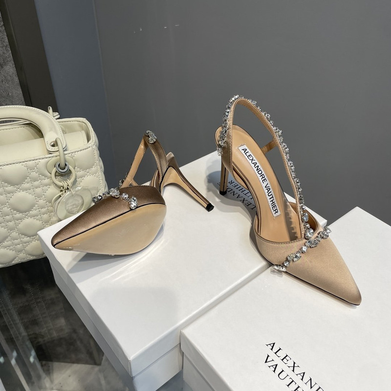 Alexandre Vauthier Pointed Toe Rhinestone High Heels Stiletto Silk Sandals Champagne