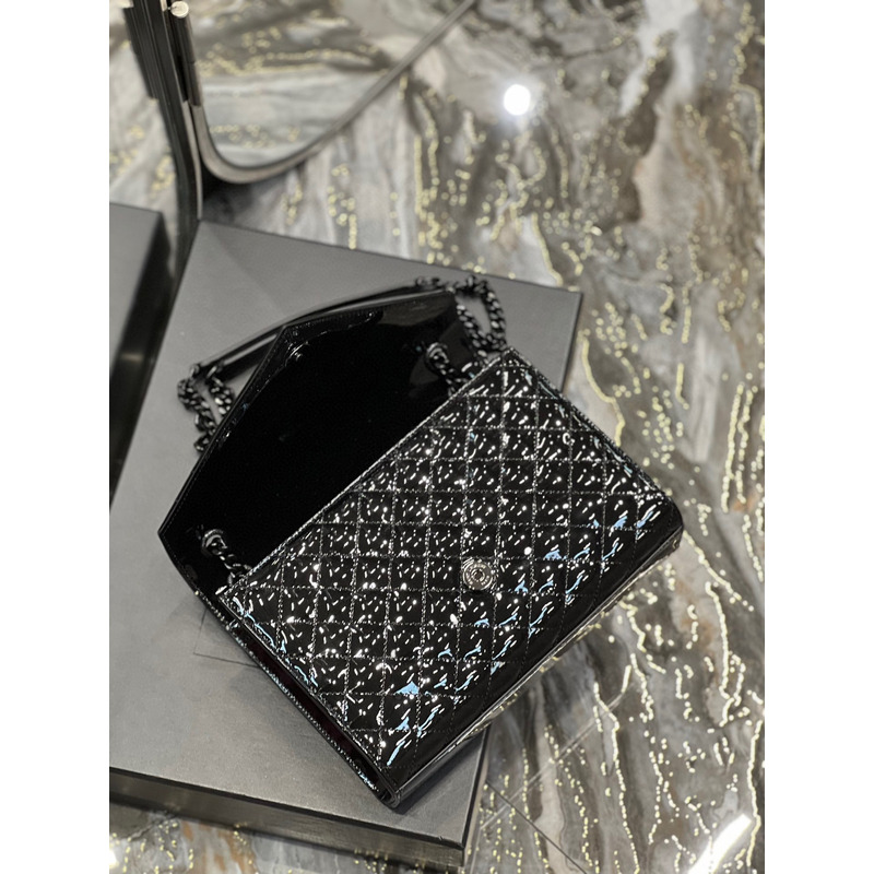 Saint Lauren Quilted Leather Envelope Bag in Patent Leather Black Black Buckle