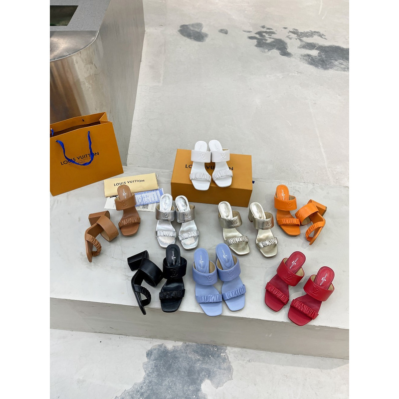 l**is V*t*n open toe mules azure