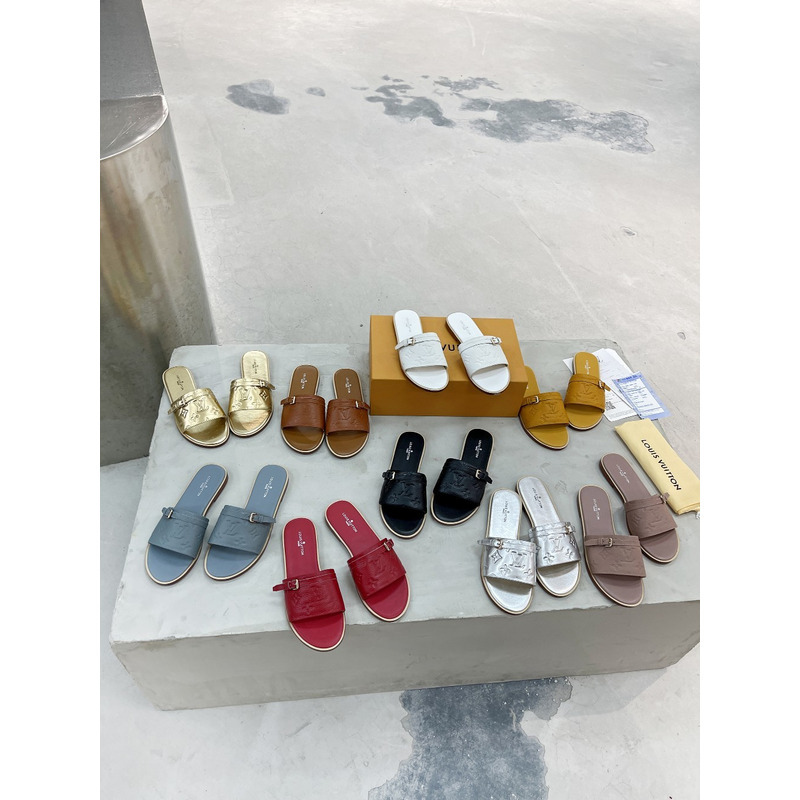 l**is V*t*n flat mules silver