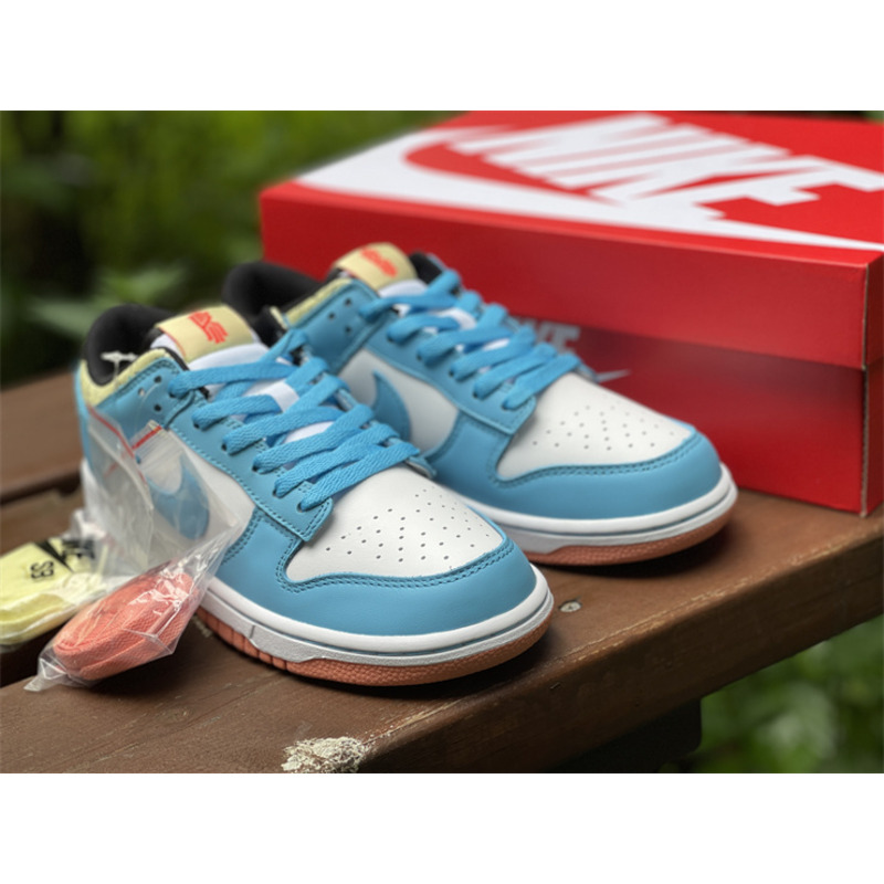 Nike Dunk Low Kyrie Irving Baltic Blue GS