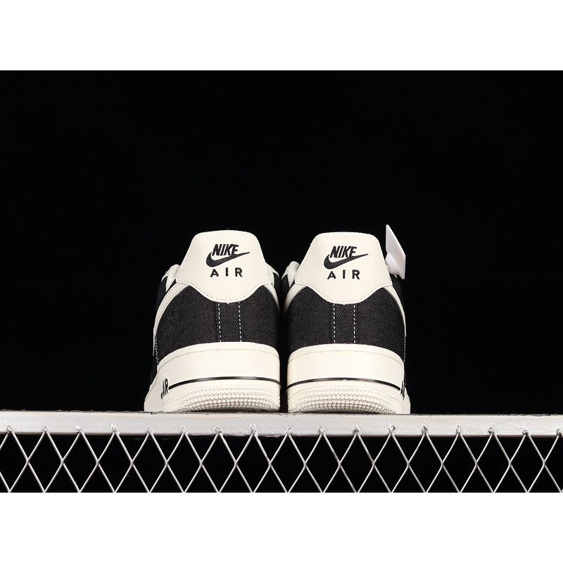 Nike Air Force 1 Canvas Sneakers Black