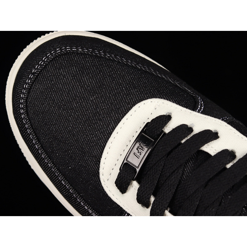 Nike Air Force 1 Canvas Sneakers Black