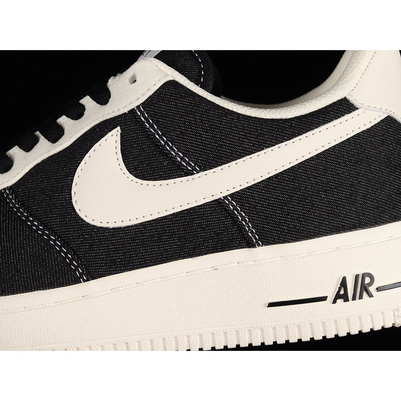 Nike Air Force 1 Canvas Sneakers Black