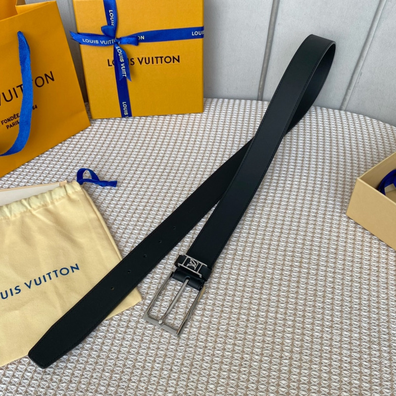 l**is V*t*n leather belt with silver-tone locker black