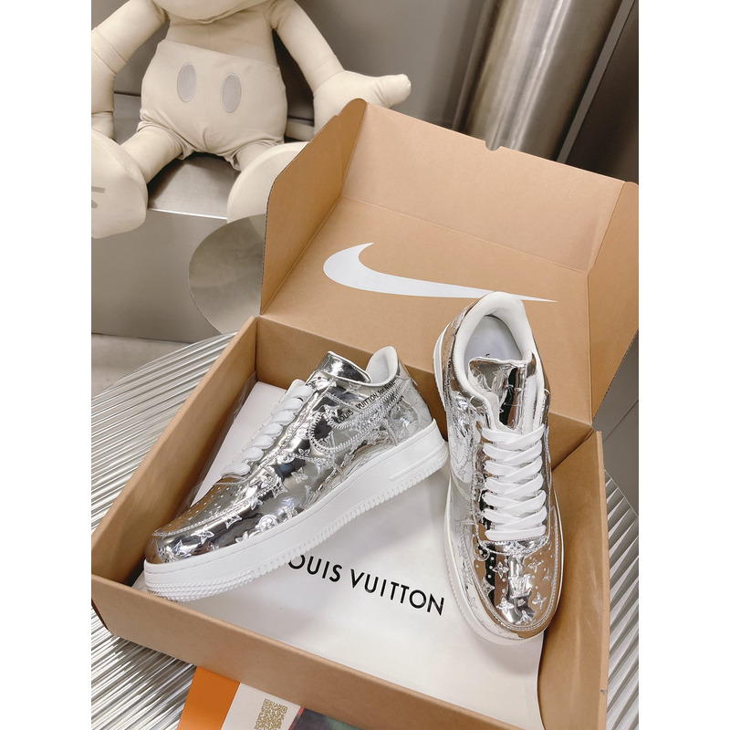 l**is V*t*n x nike air force 1 drop1 met silver