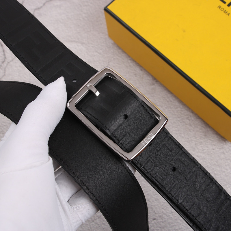 F**di silver logo belt