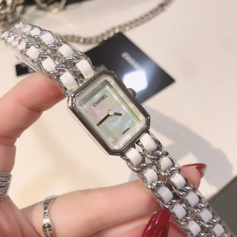 Ch*el premiere rock quartz plated metal and leather watch white