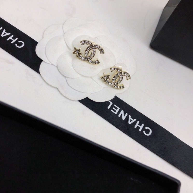 Ch*el 22s Ch*el star earring
