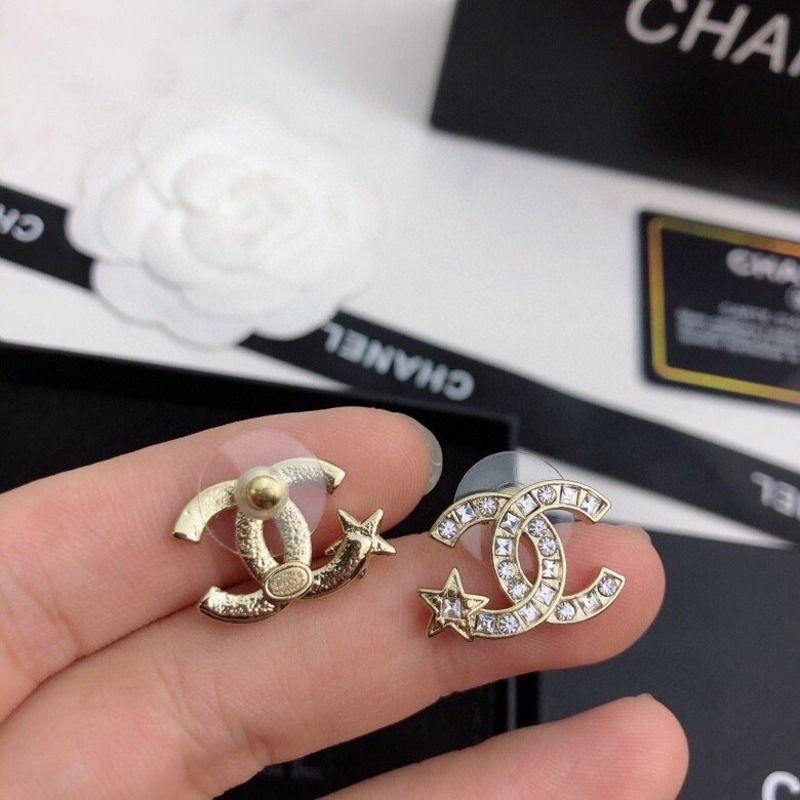 Ch*el 22s Ch*el star earring
