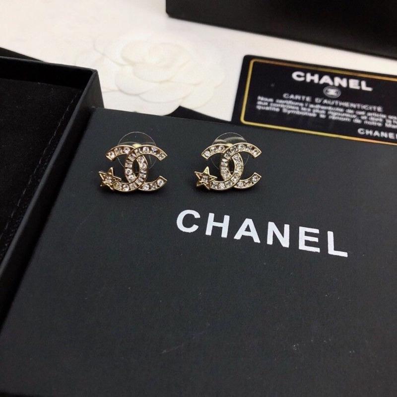 Ch*el 22s Ch*el star earring