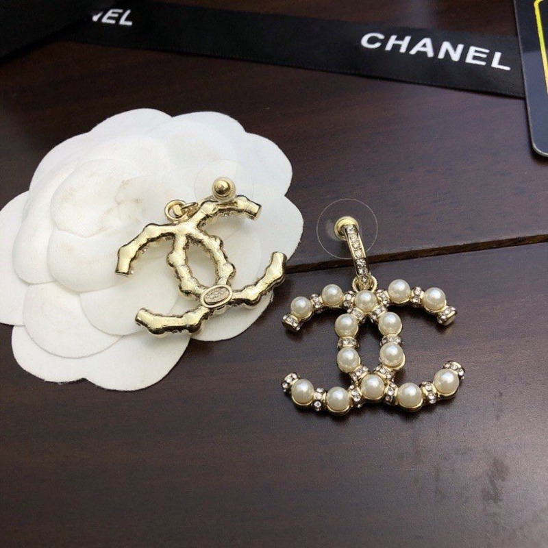 Ch*el cc logo pearl crystal gold tone drop earrings