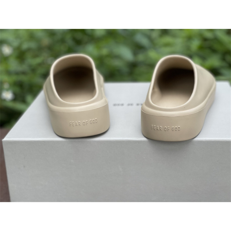 Fear Of God The California Slip-In Apricot