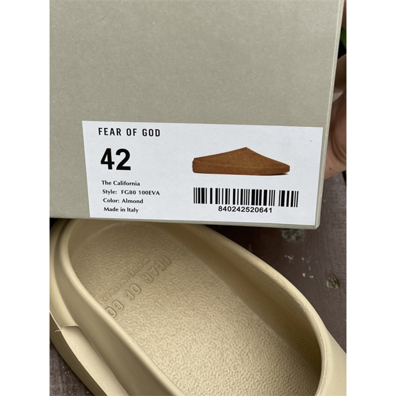 Fear Of God The California Slip-In Apricot