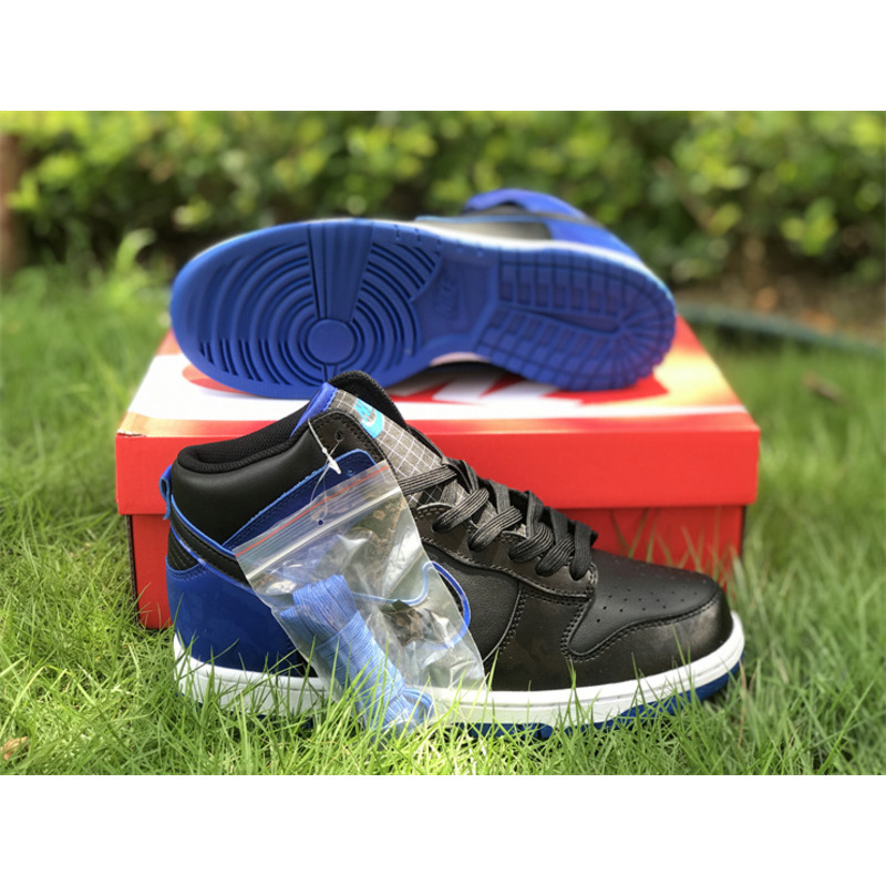 Nike Dunk High Blue Camo Sneakers