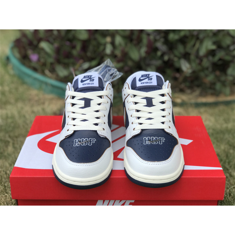 Nike HUF x Nike SB Dunk Low