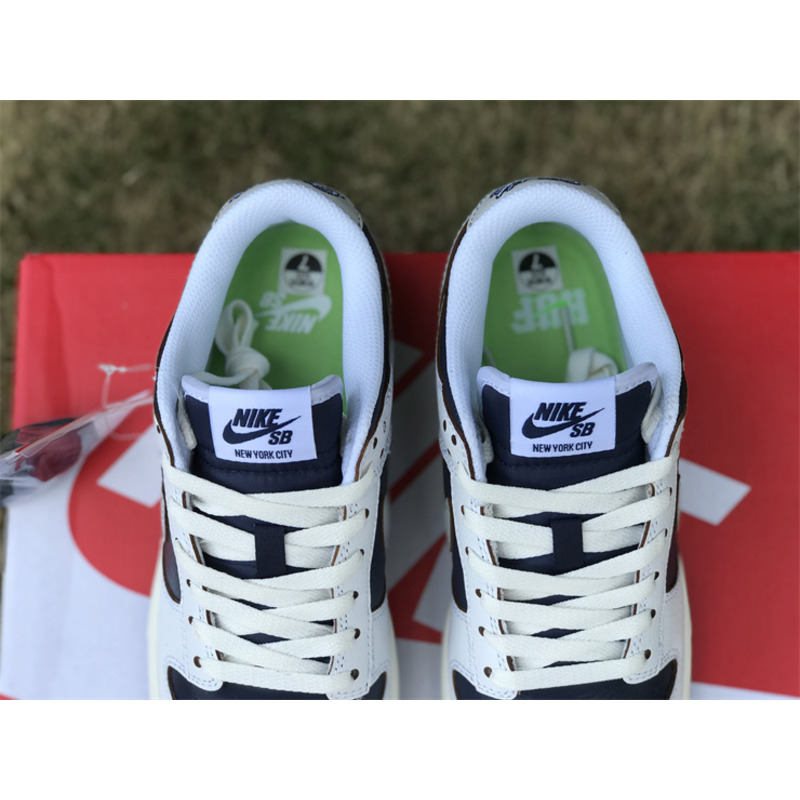 Nike HUF x Nike SB Dunk Low