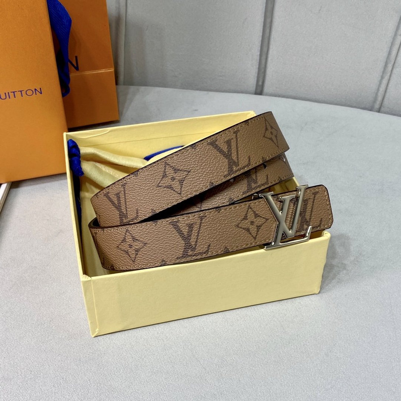l**is V*t*n double-sided belt