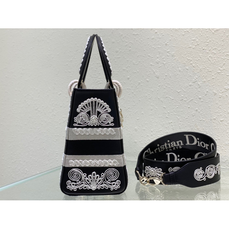 Medium Lady D-Lite Bag PERSONALIZE Mediu Black and White Ornamental Cornely-Effect Embroidery