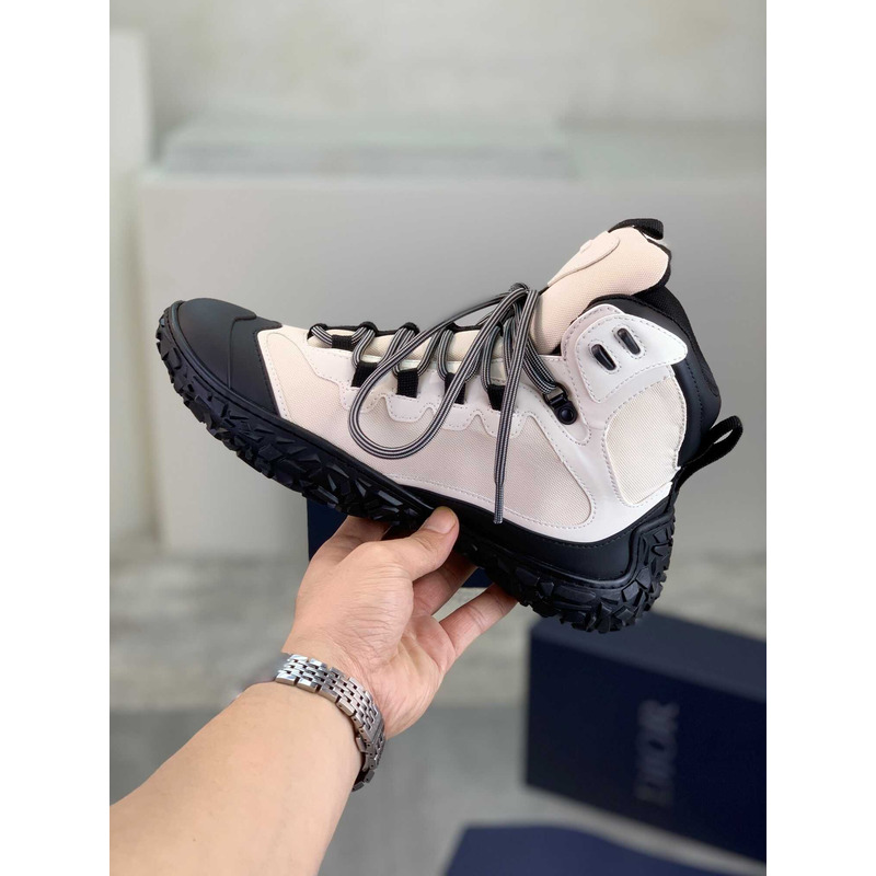 D*or D*orizon hiking ankle boot white technical mesh and rubber