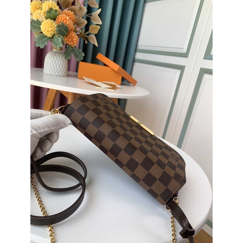 l**is V*t*n plaid flip cover dual-purpose small chain bag brown