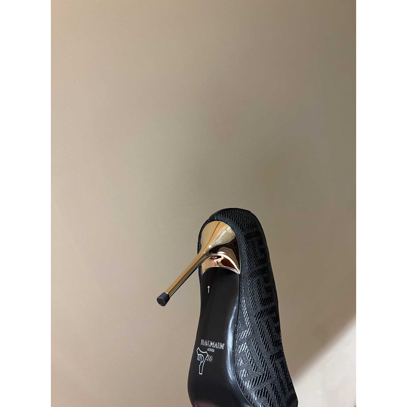 Balmain Logo Monogram Pointed Toe Pumps Black