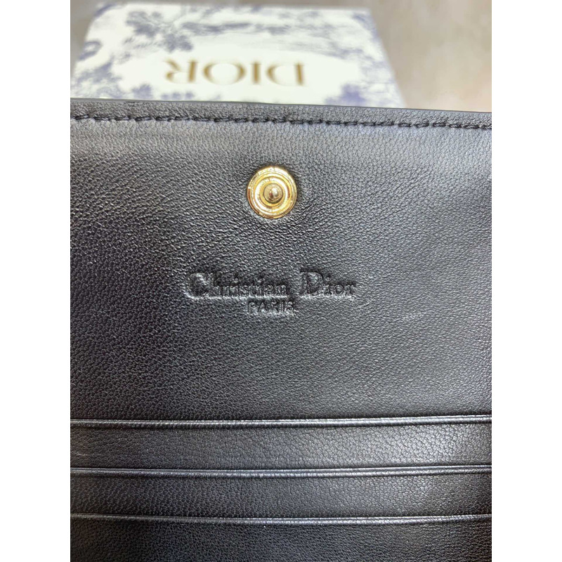 lady D*or card holder