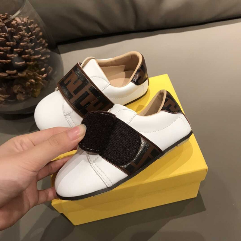 F**di kids ff logo shoes white
