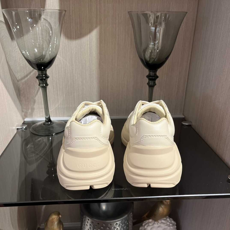 G*u*i x tiger kids sneakers