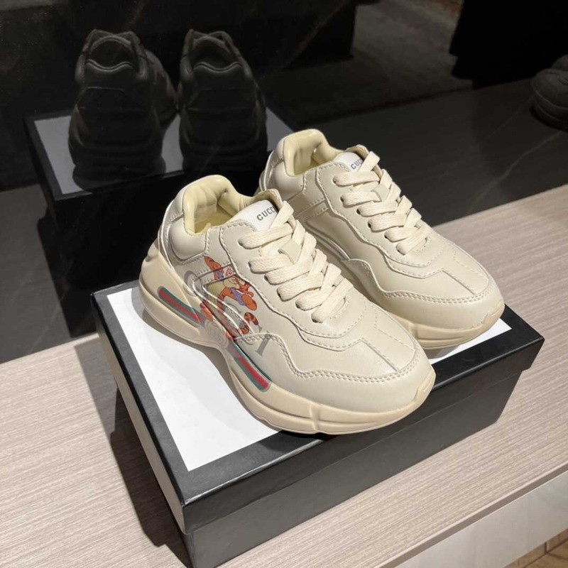 G*u*i x tiger kids sneakers