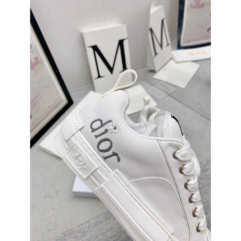 D*or white