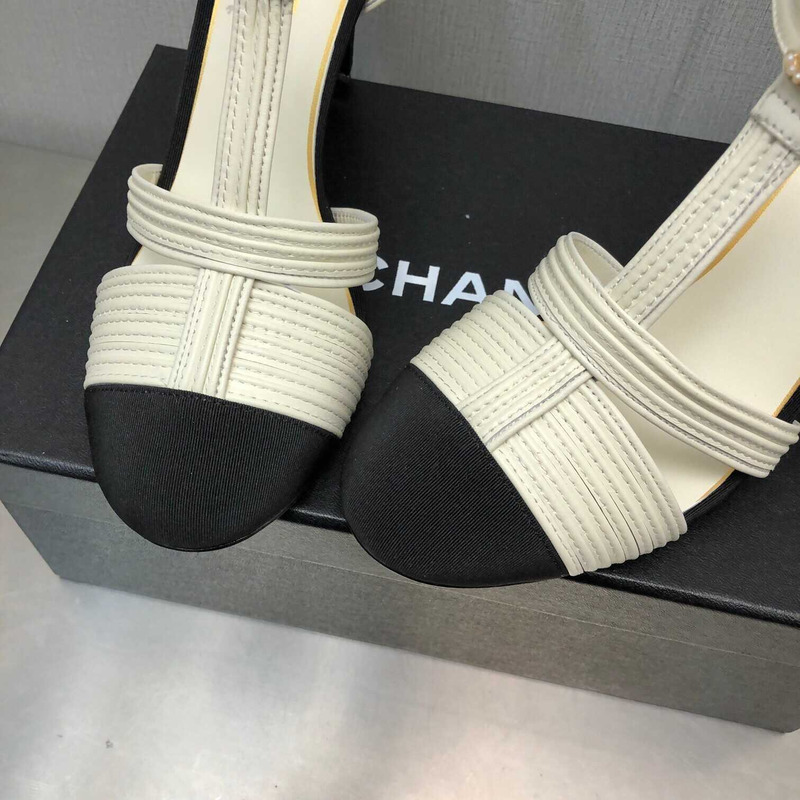 Ch*el lambskin & grosgrain black white