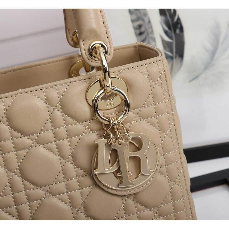D*or medium lady D*or bag sand pink cannage lambskin