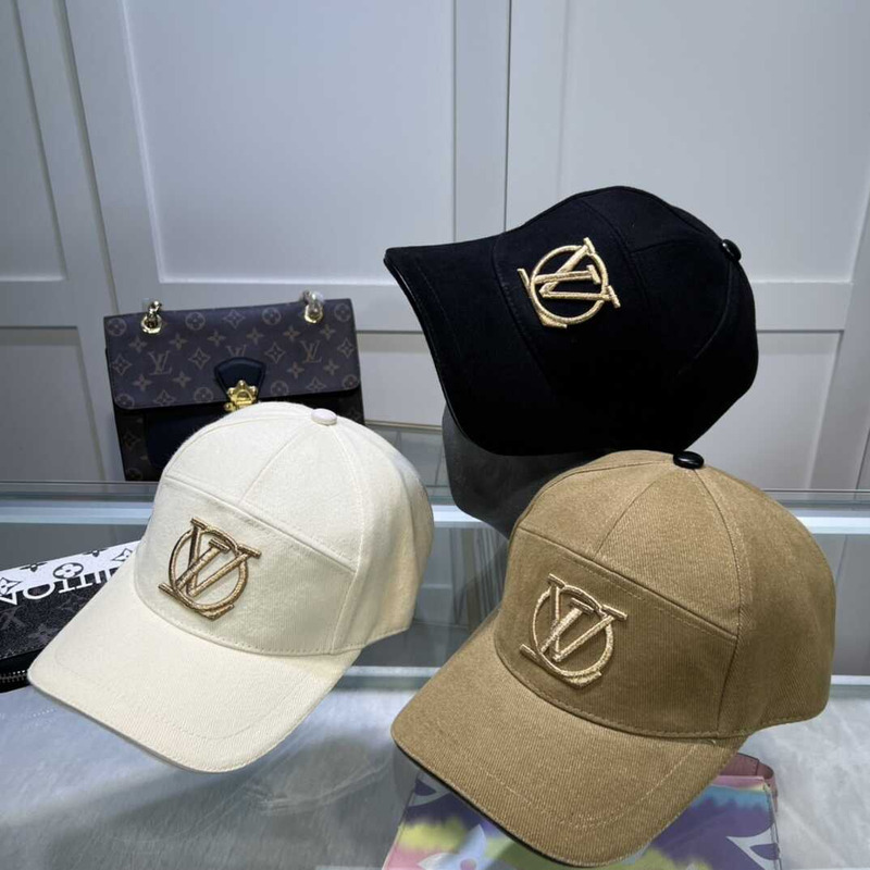 l**is V*t*n big logo hat  white