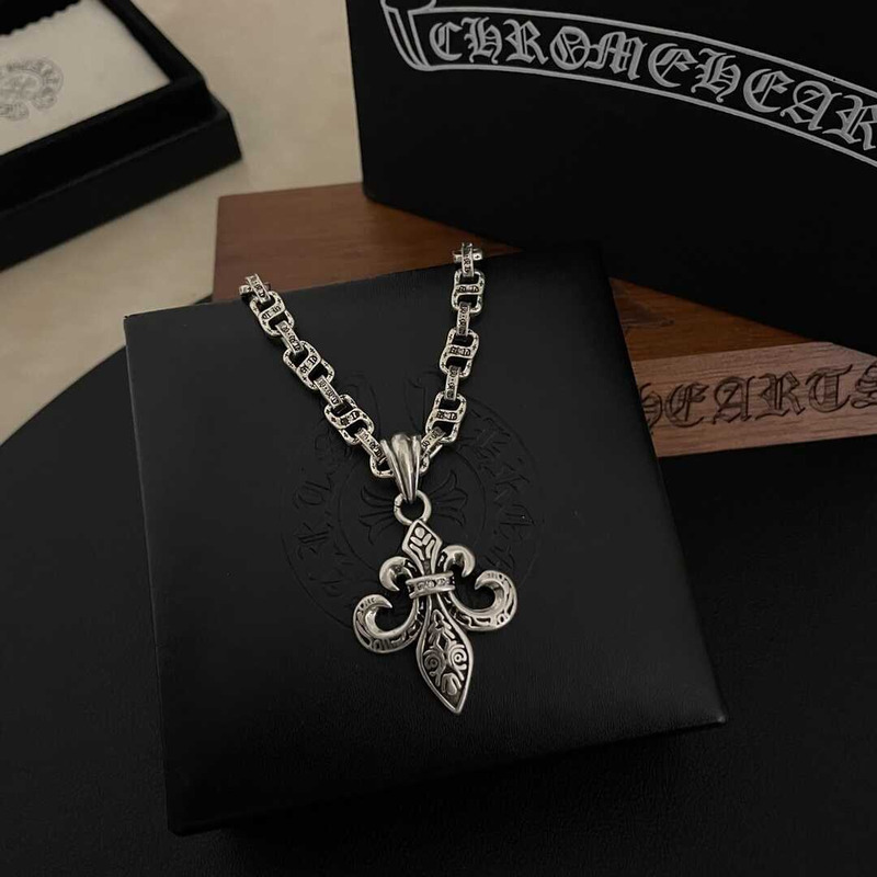 Ch*0me heart titanium steel crow heart cross necklace