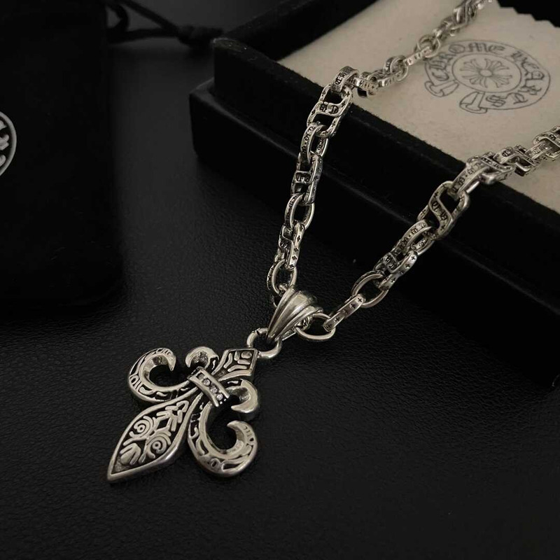 Ch*0me heart titanium steel crow heart cross necklace