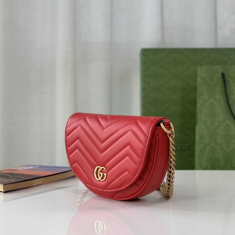 G*u*i gg marmont quilted chain mini bag red