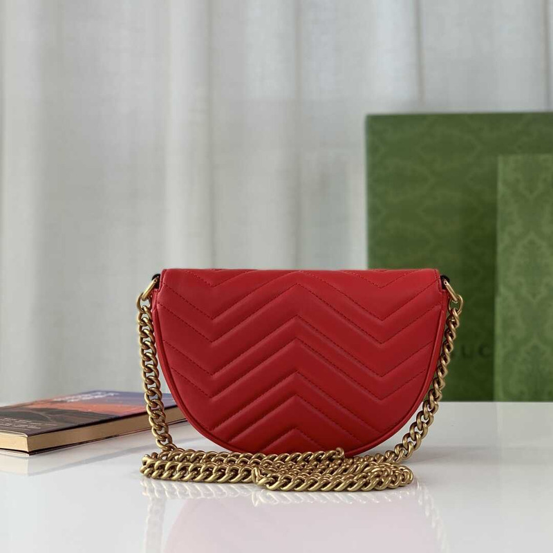 G*u*i gg marmont quilted chain mini bag red