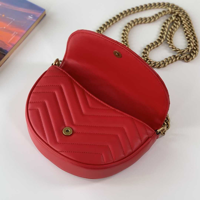 G*u*i gg marmont quilted chain mini bag red