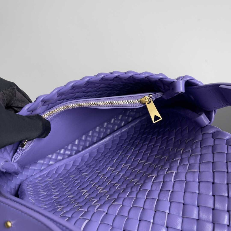 Bo*te*ga ve*ne*ta shoulder bag women purple