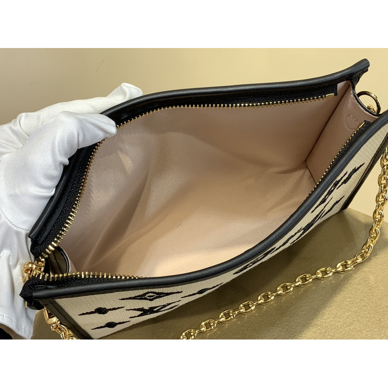 l**is V*t*n lv by the pool toiletry pouch on chain