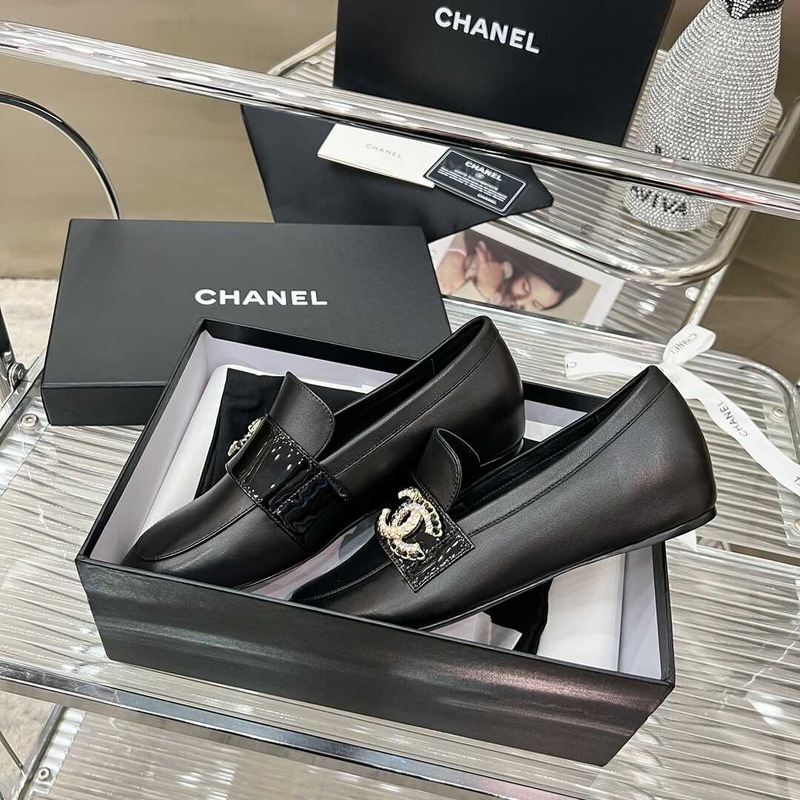 Ch*el classic logo loafers all black
